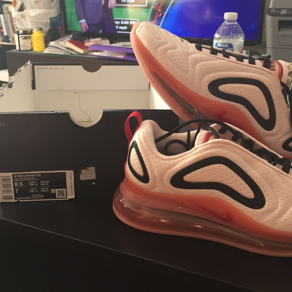 Brand new 🌹Nike air max 720🌹🌹